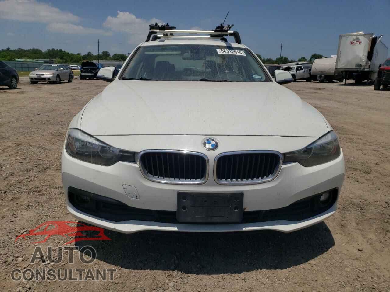 BMW 3 SERIES 2016 - WBA8E1G53GNU12452