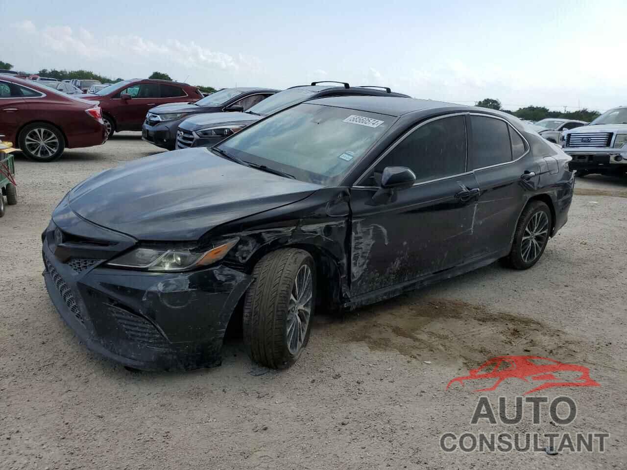 TOYOTA CAMRY 2018 - 4T1B11HKXJU108777