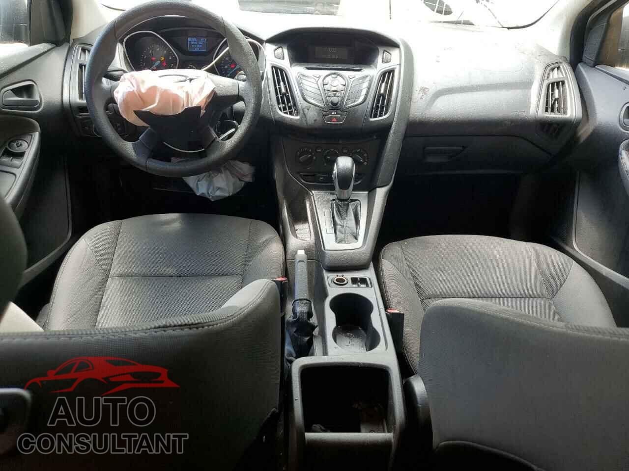FORD FOCUS 2014 - 1FADP3E2XEL104516