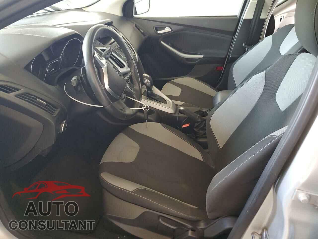 FORD FOCUS 2012 - 1FAHP3K25CL457281