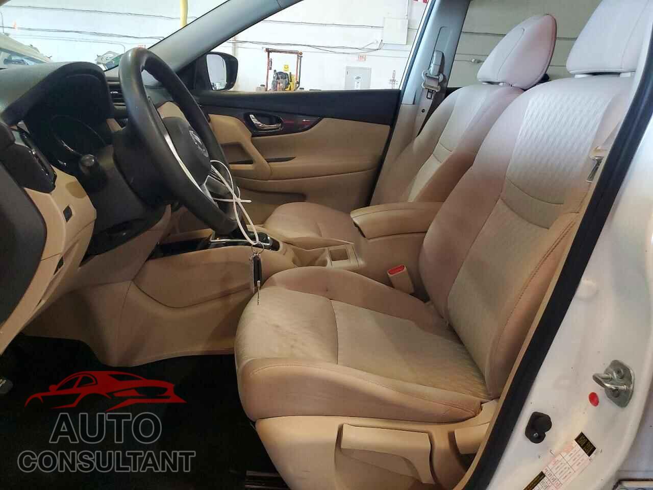 NISSAN ROGUE 2017 - KNMAT2MV8HP570053