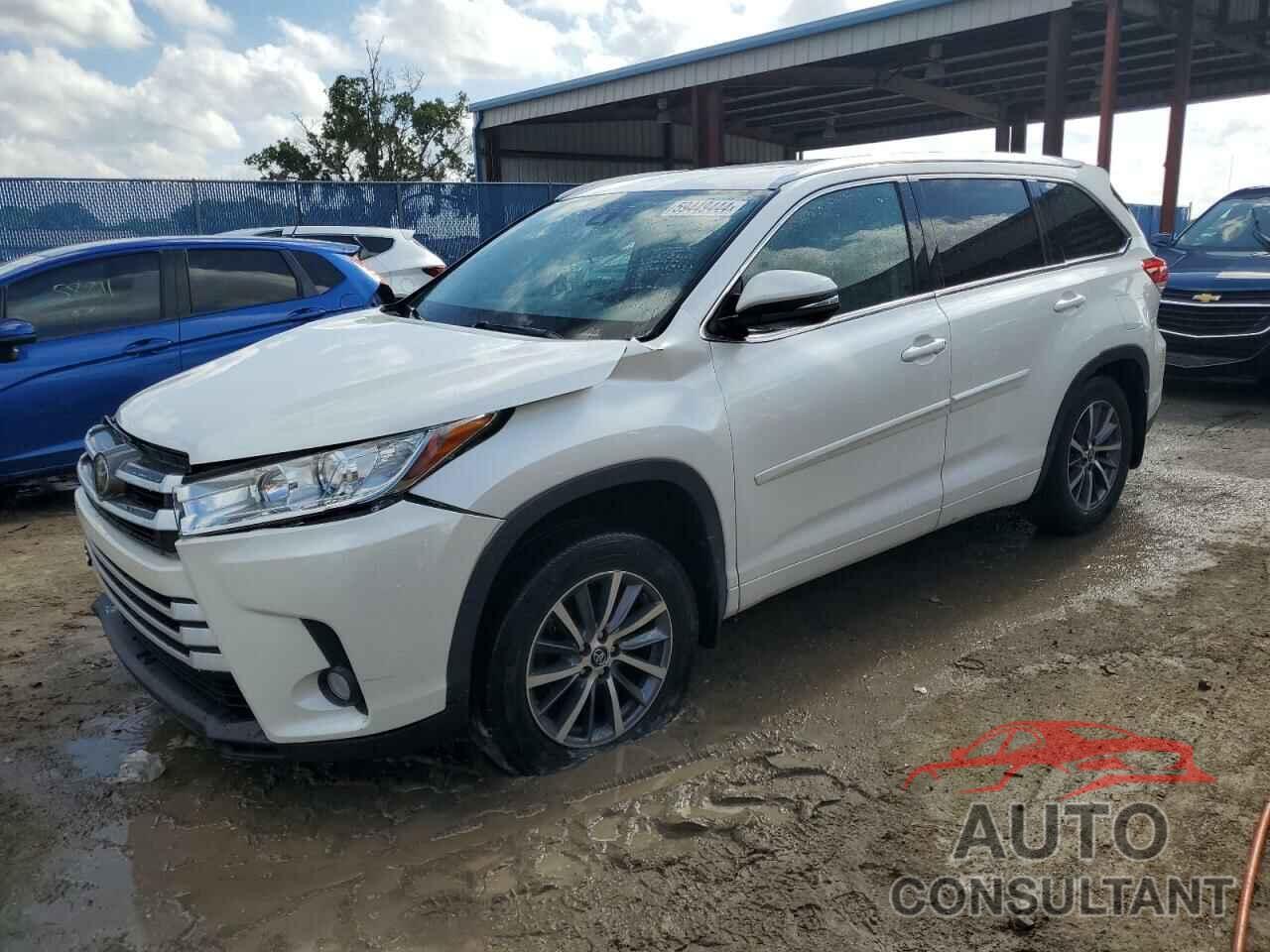 TOYOTA HIGHLANDER 2017 - 5TDJZRFH5HS451400