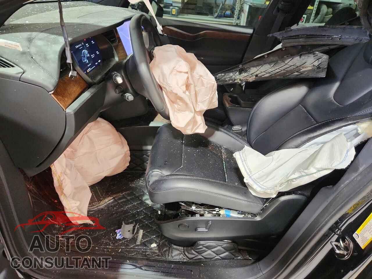 TESLA MODEL X 2019 - 5YJXCDE21KF181993