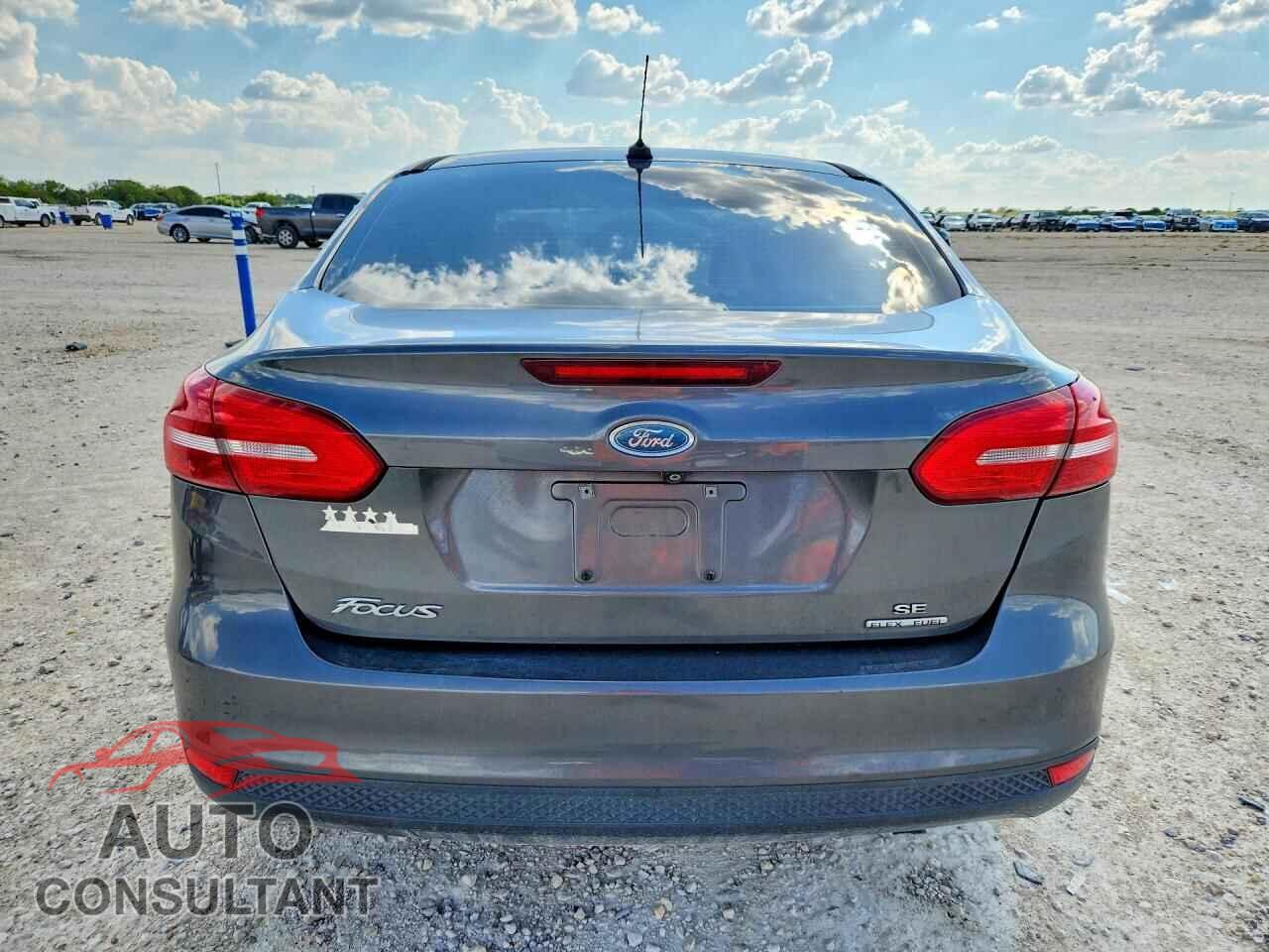 FORD FOCUS 2015 - 1FADP3F2XFL203708