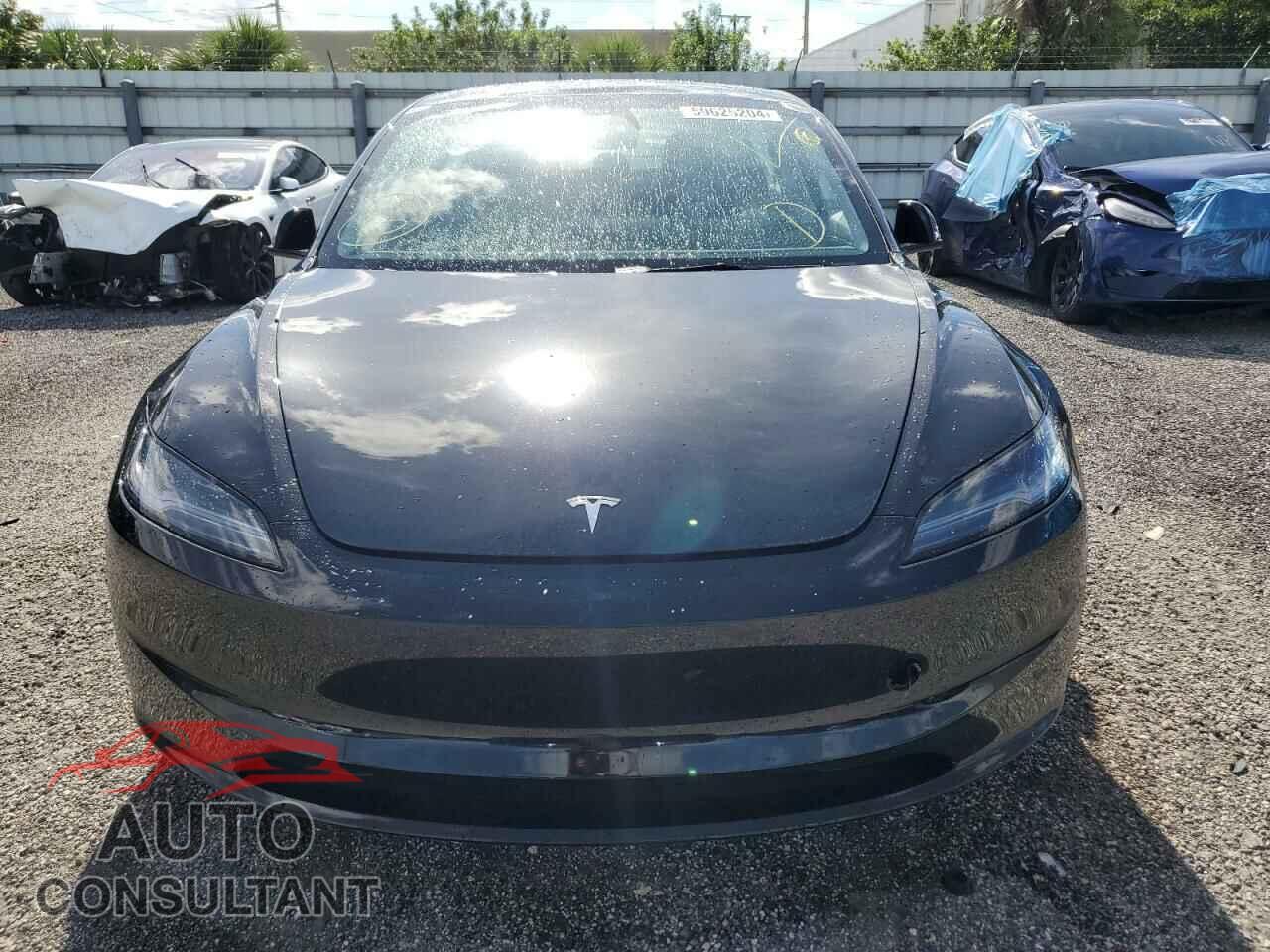 TESLA MODEL 3 2024 - 5YJ3E1EA2RF747345