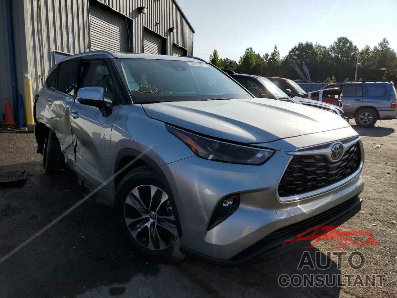 TOYOTA HIGHLANDER 2022 - 5TDHZRBH7NS588936