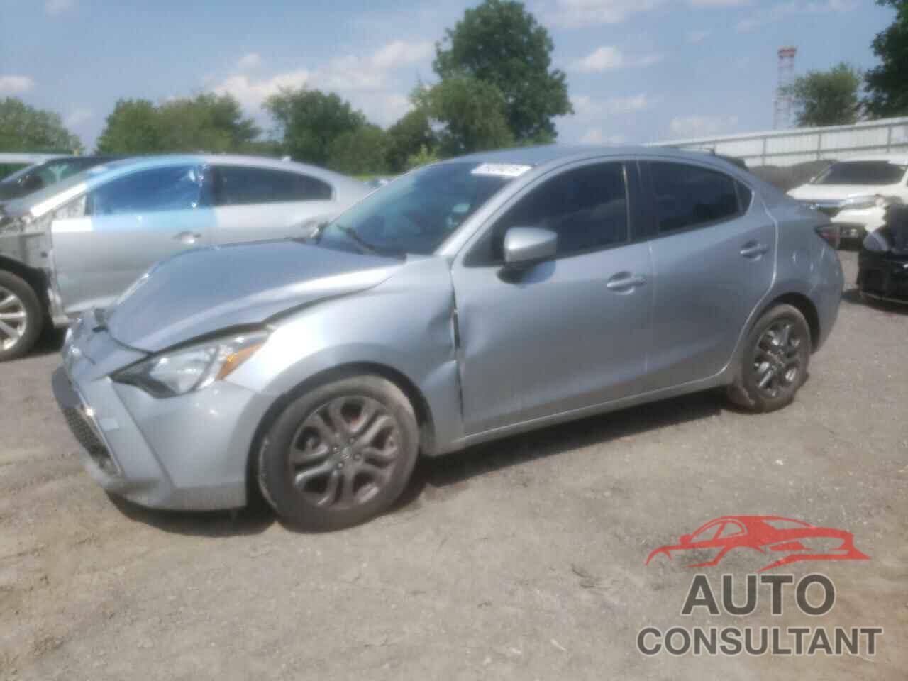 TOYOTA YARIS 2019 - 3MYDLBYV9KY506084
