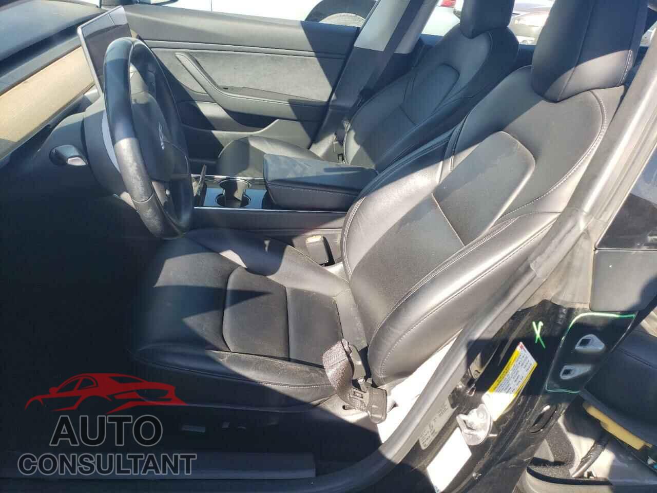 TESLA MODEL 3 2019 - 5YJ3E1EA2KF398841