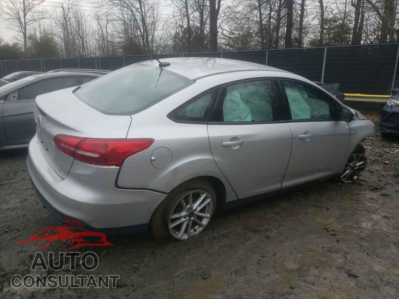 FORD FOCUS 2017 - 1FADP3F28HL205038