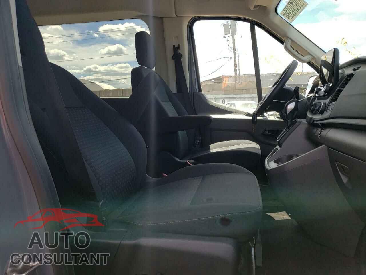 FORD TRANSIT CO 2021 - 1FBAX2C82MKA48790