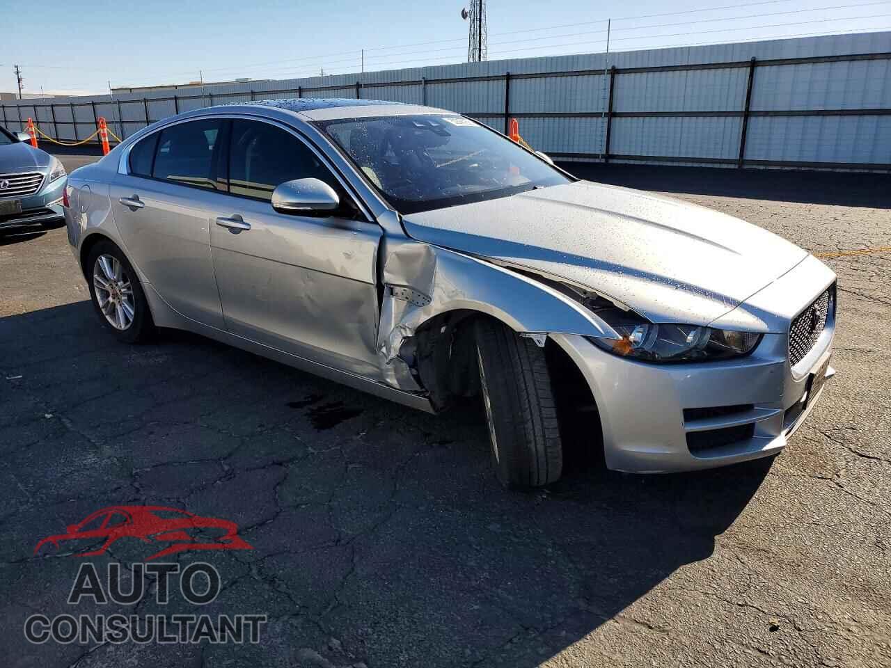 JAGUAR XE 2017 - SAJAD4BG5HA967110