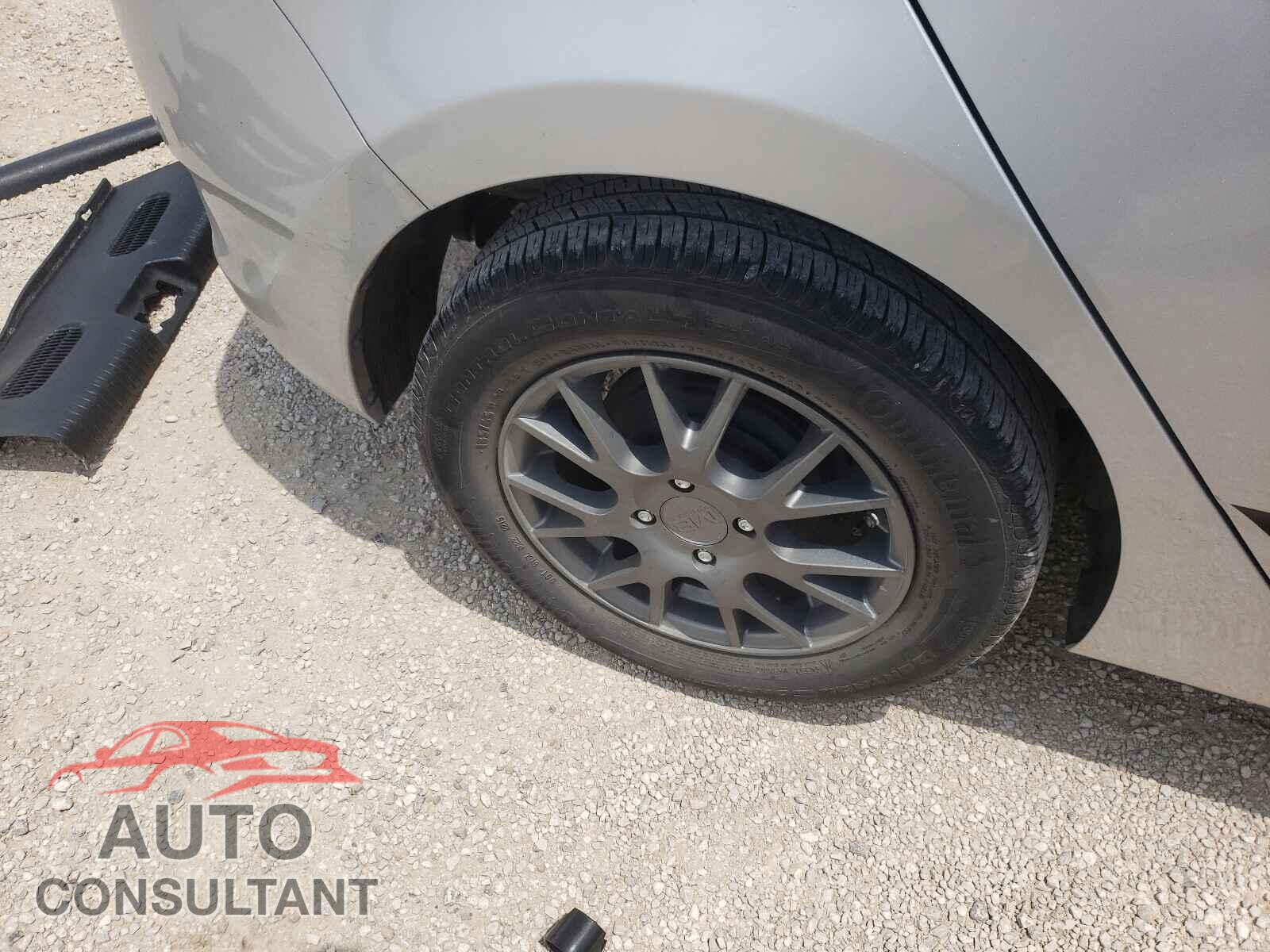 HYUNDAI ACCENT 2017 - KMHCT5AE9HU304584
