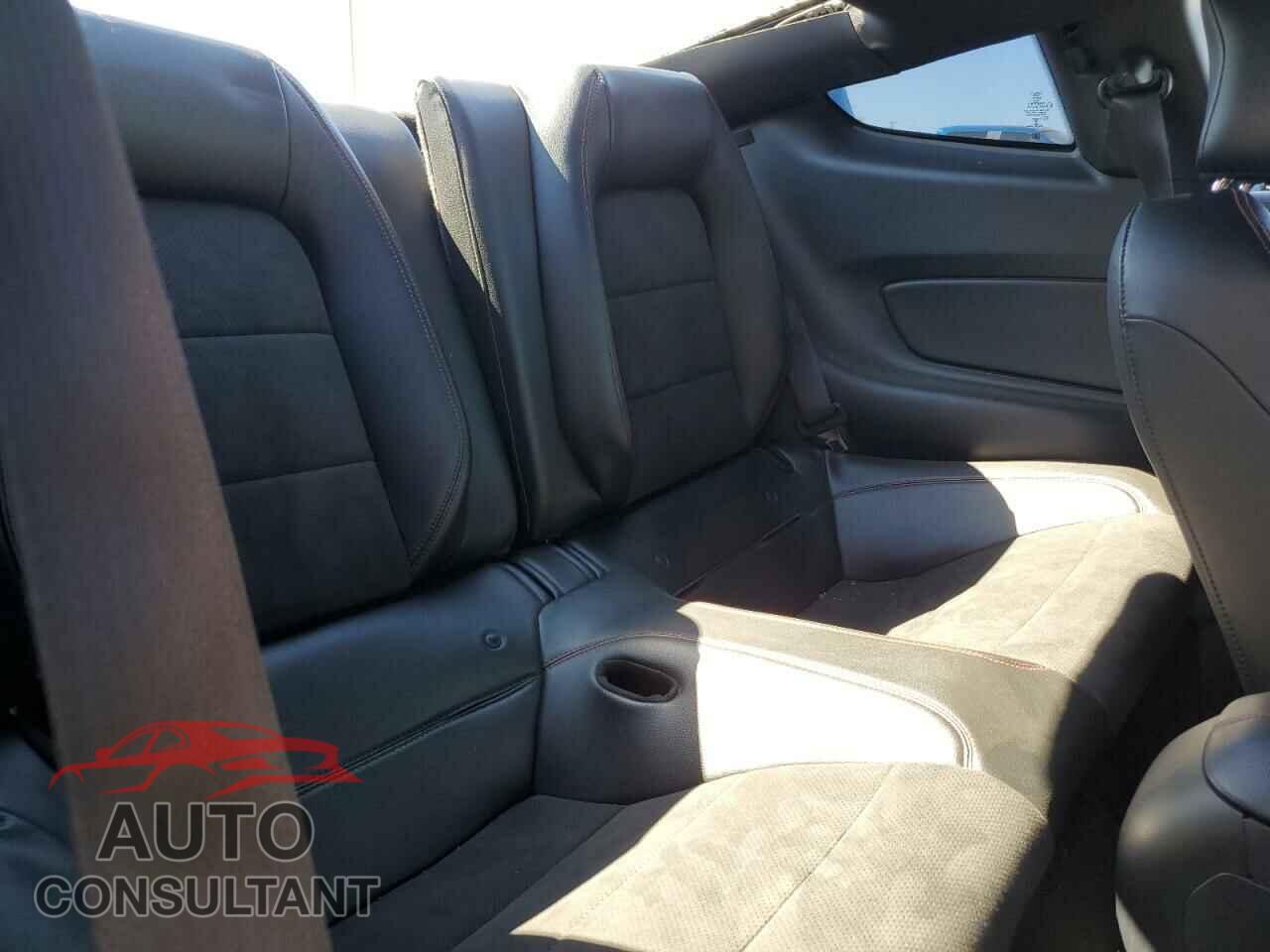 FORD MUSTANG 2017 - 1FA6P8CF2H5306254