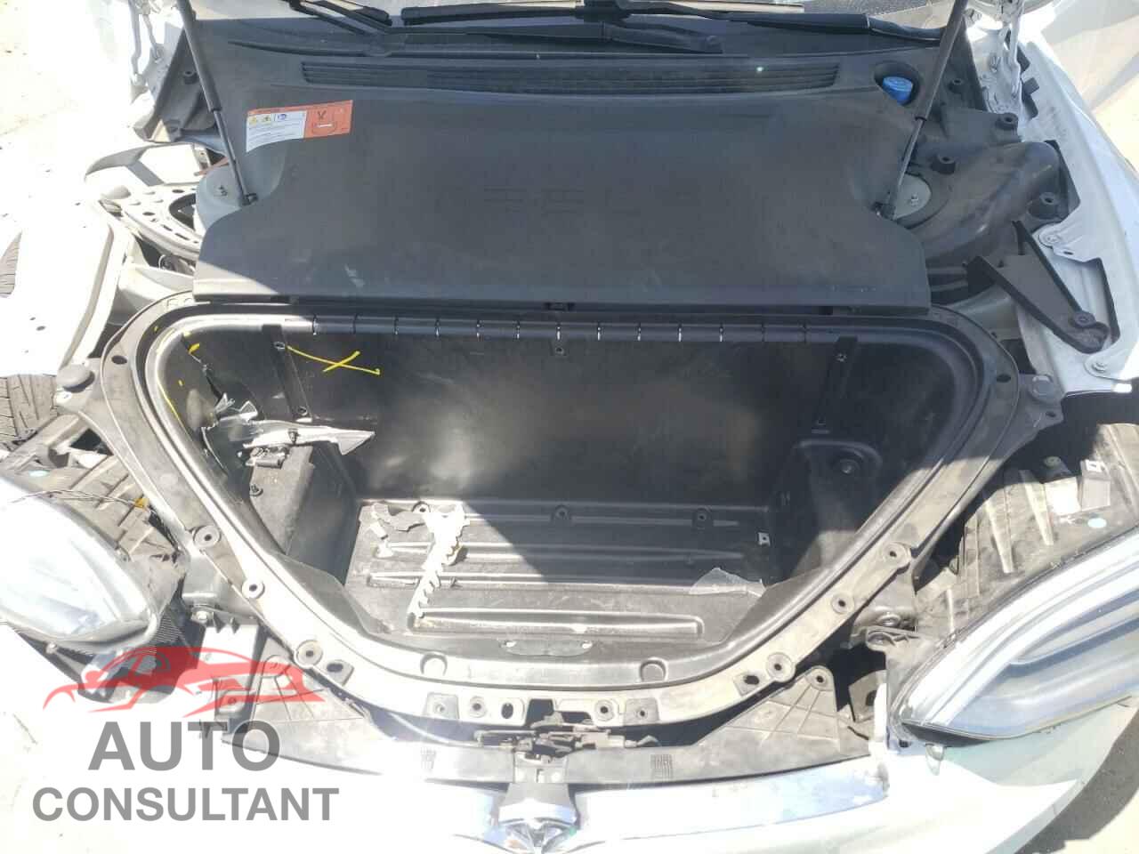 TESLA MODEL S 2018 - 5YJSA1E2XJF239970