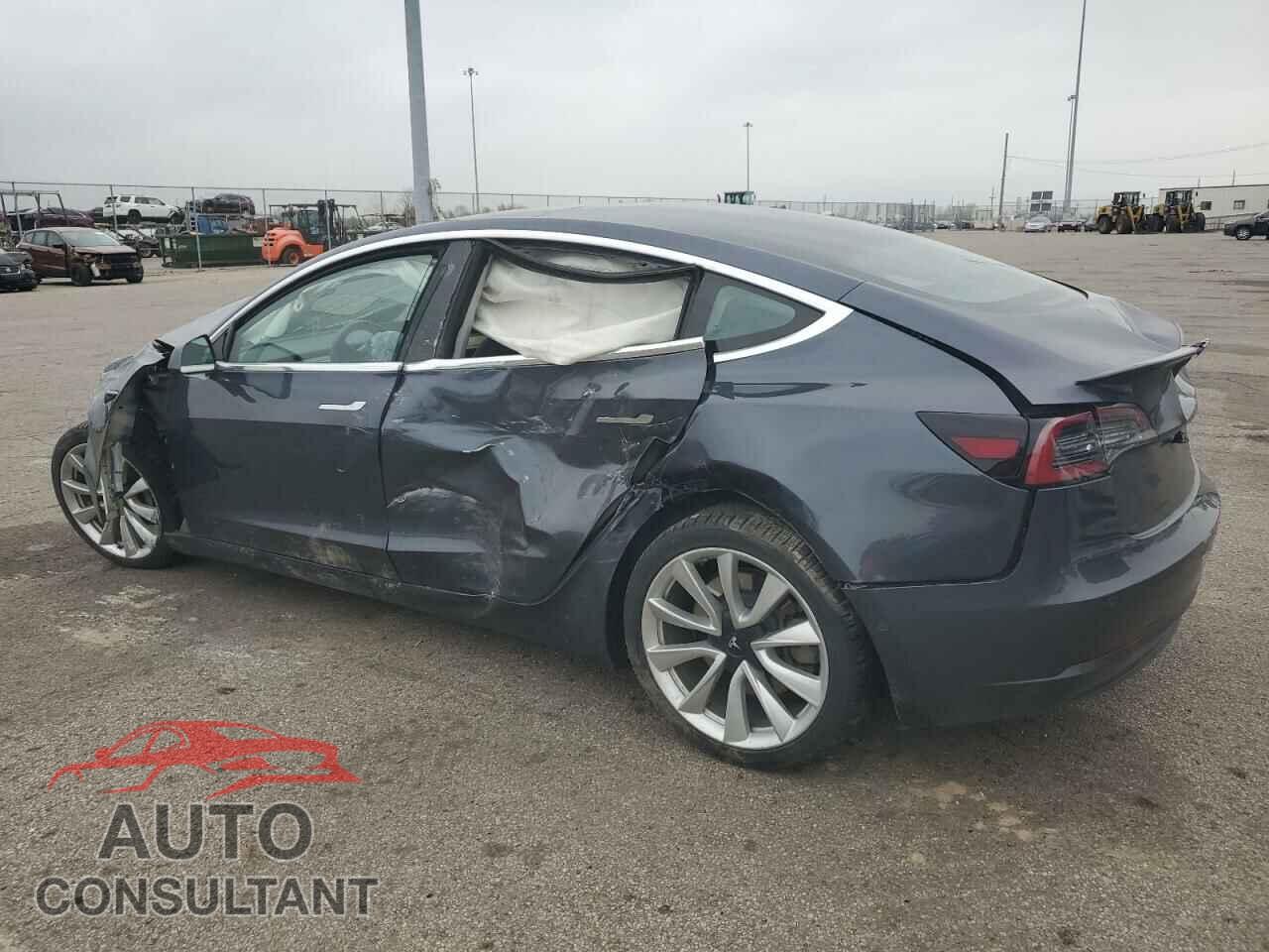 TESLA MODEL 3 2019 - 5YJ3E1EB4KF453637