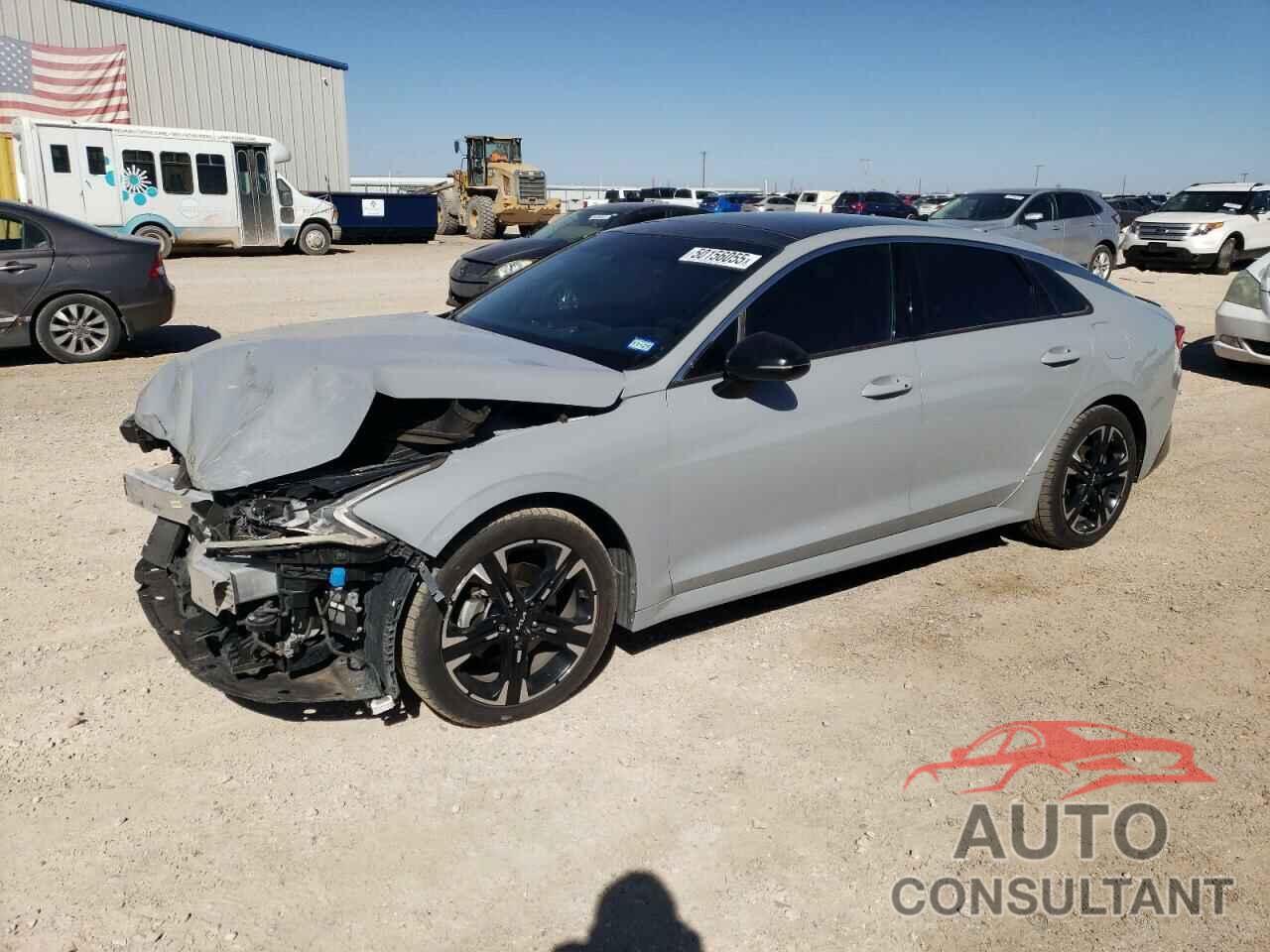 KIA K5 2023 - 5XXG64J22PG188744