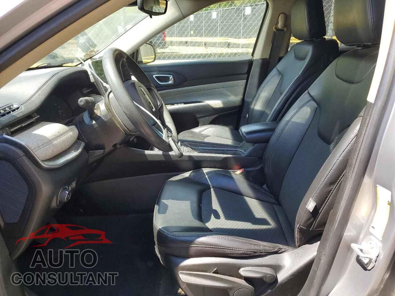 JEEP COMPASS 2022 - 3C4NJDBB1NT221996