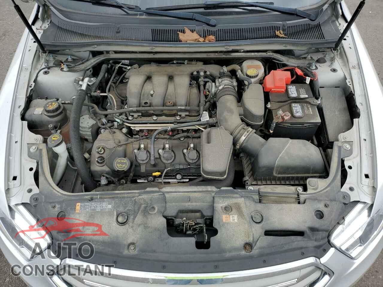FORD TAURUS 2017 - 1FAHP2D86HG145109