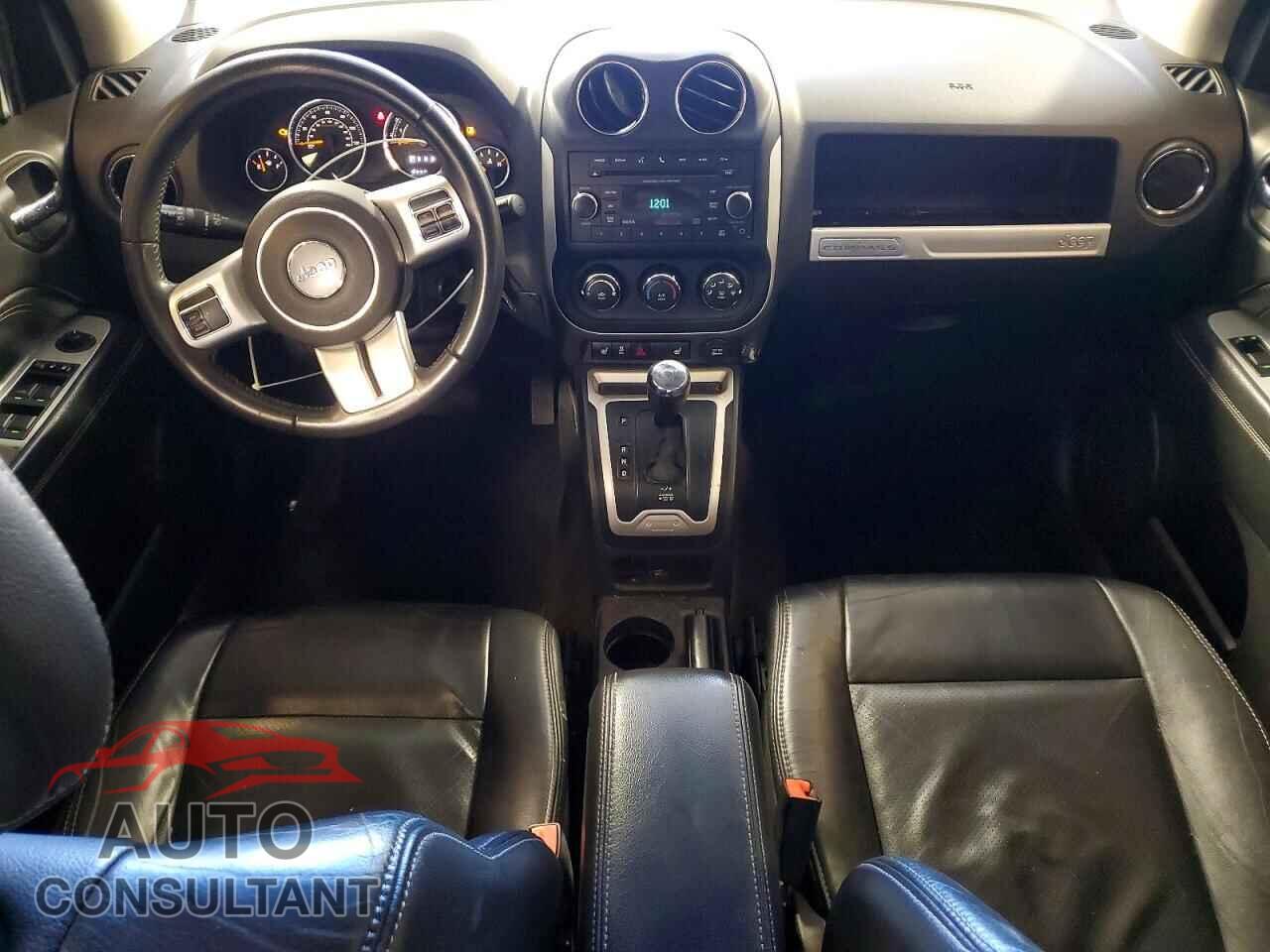 JEEP COMPASS 2017 - 1C4NJDEB3HD193012