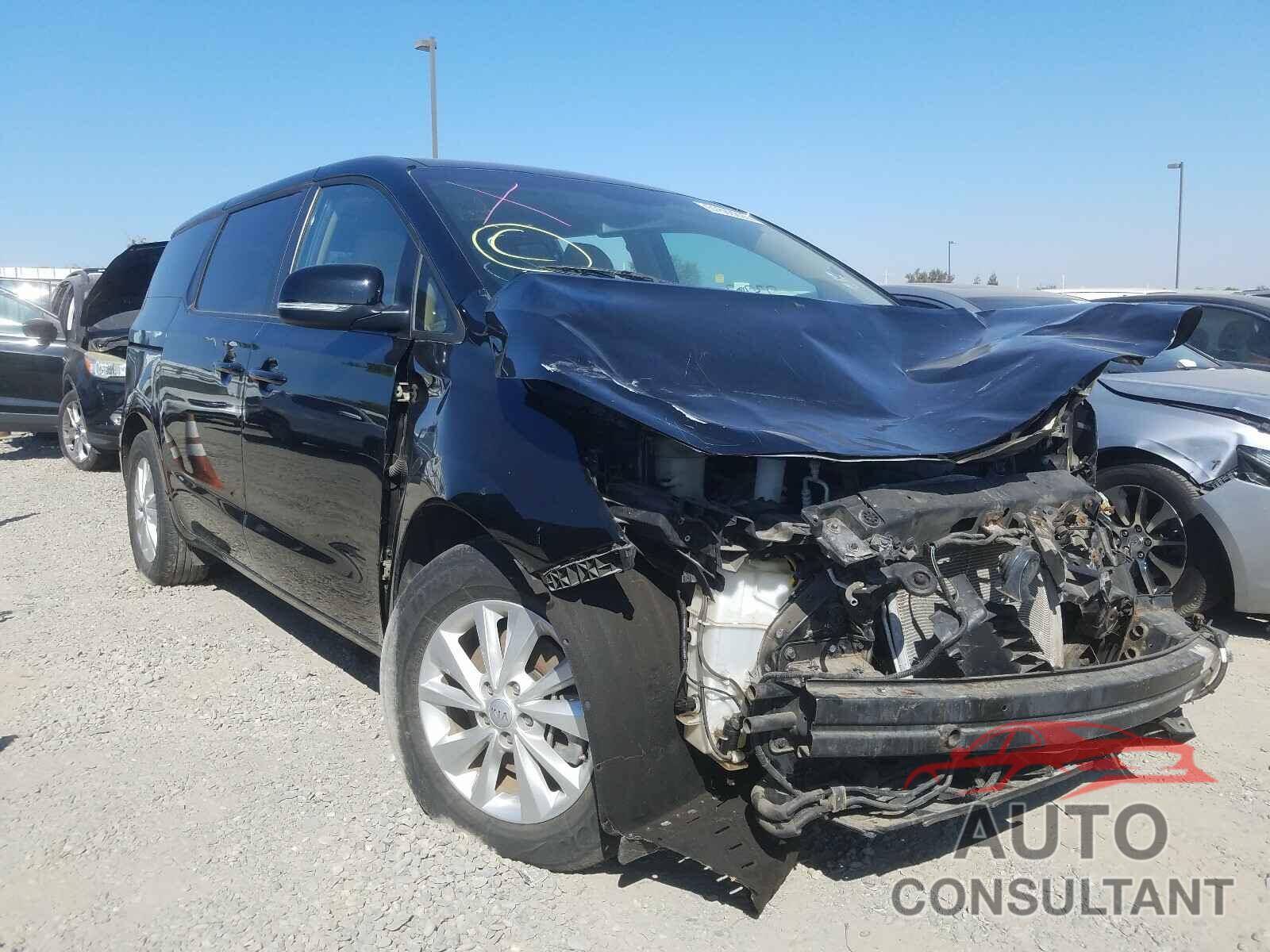 KIA SEDONA 2018 - KNDMB5C18J6374755