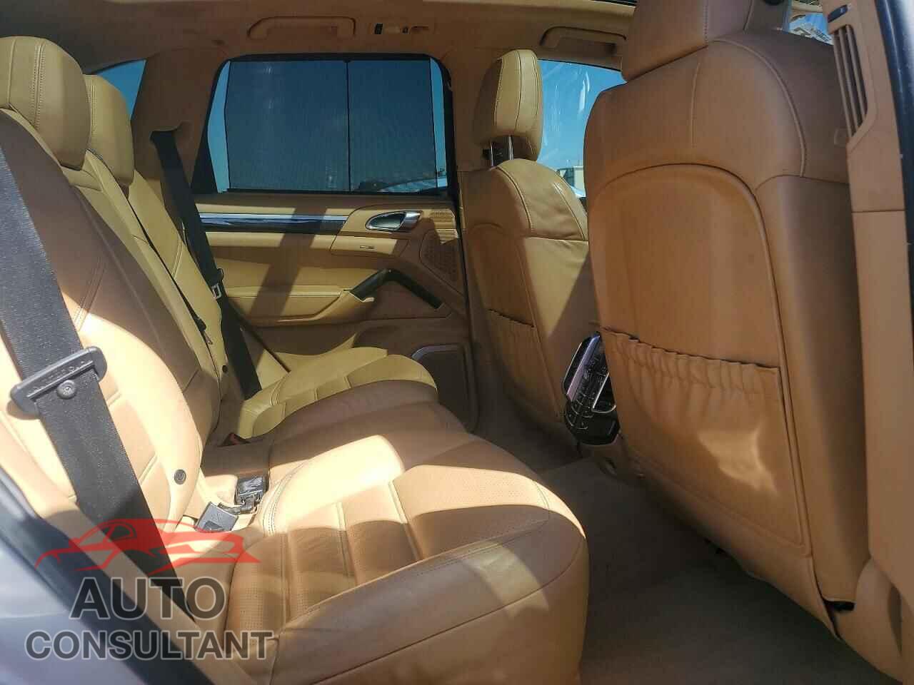 PORSCHE CAYENNE 2012 - WP1AC2A2XCLA82487
