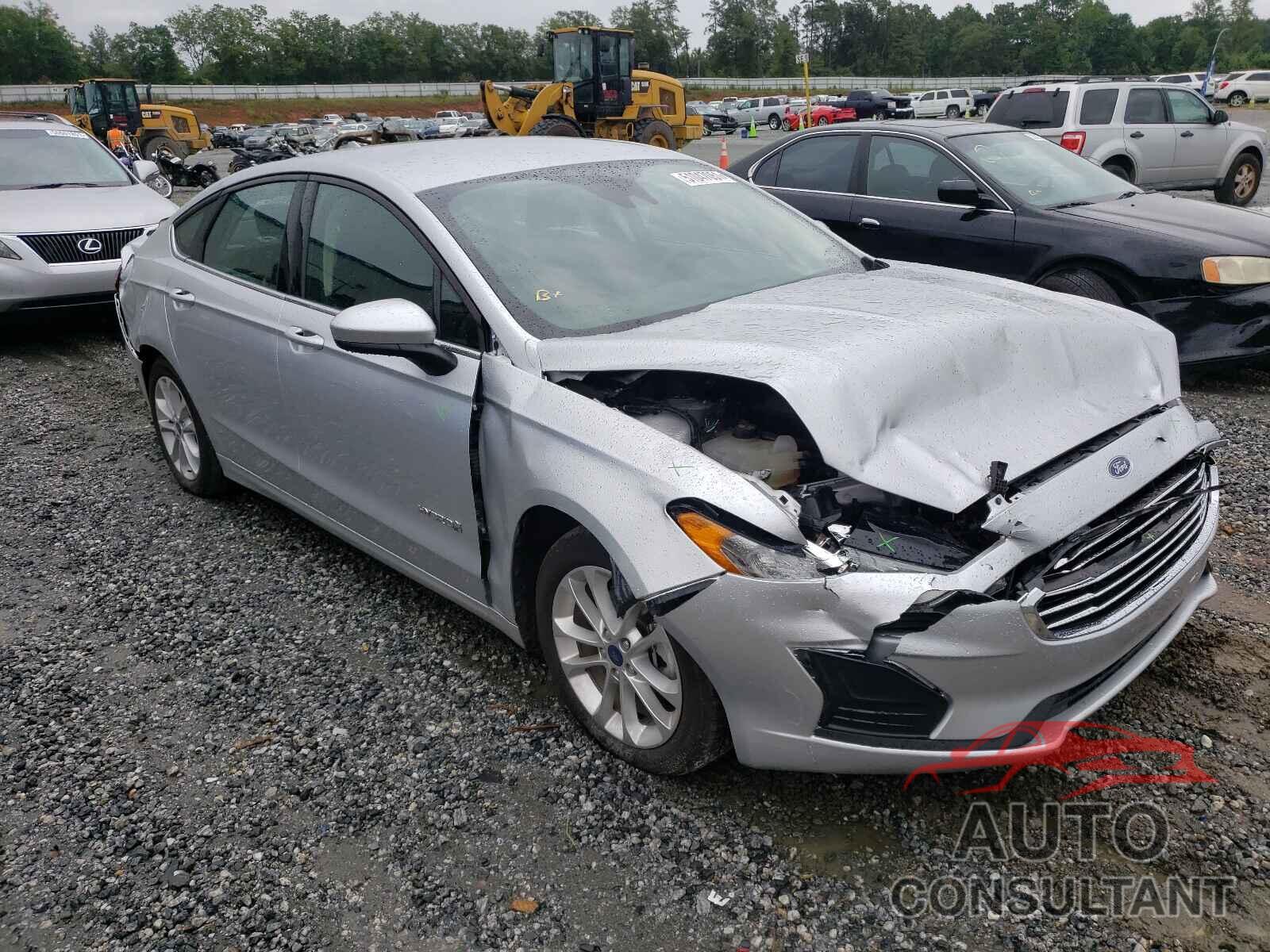 FORD FUSION 2019 - 3FA6P0LU2KR263717
