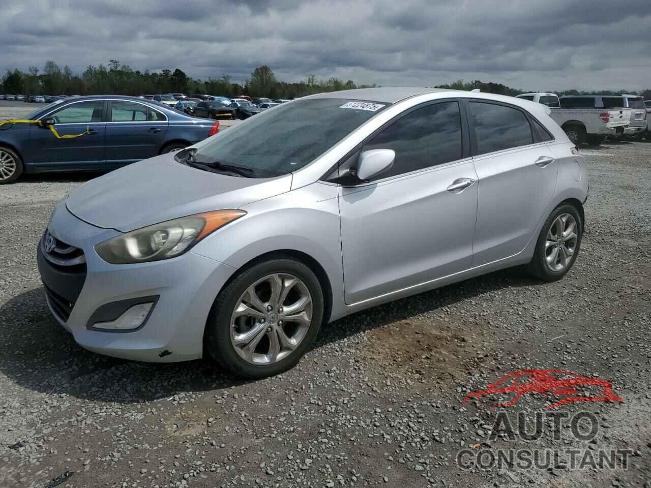 HYUNDAI ELANTRA 2013 - KMHD35LE2DU153356