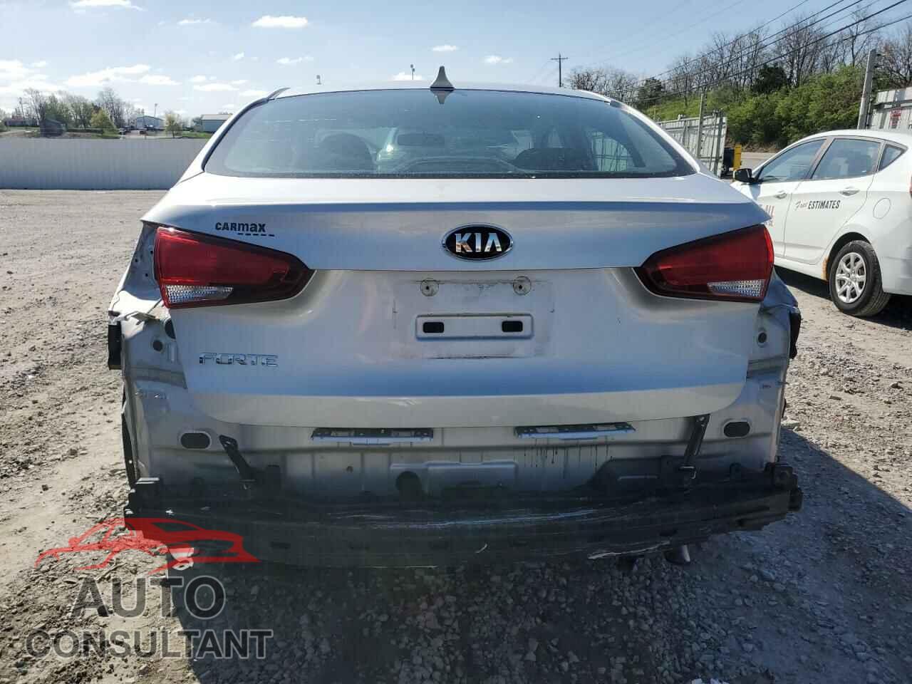 KIA FORTE 2017 - 3KPFK4A73HE092425