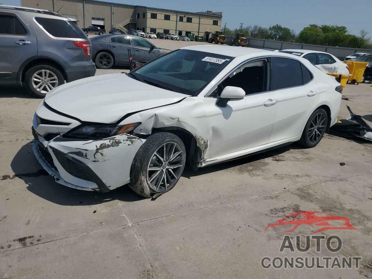 TOYOTA CAMRY 2023 - 4T1G11AK2PU765629