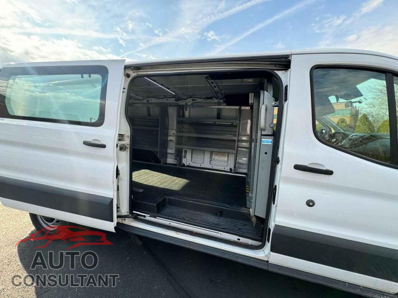 FORD TRANSIT 2015 - 1FTNE2YM3FKA13252