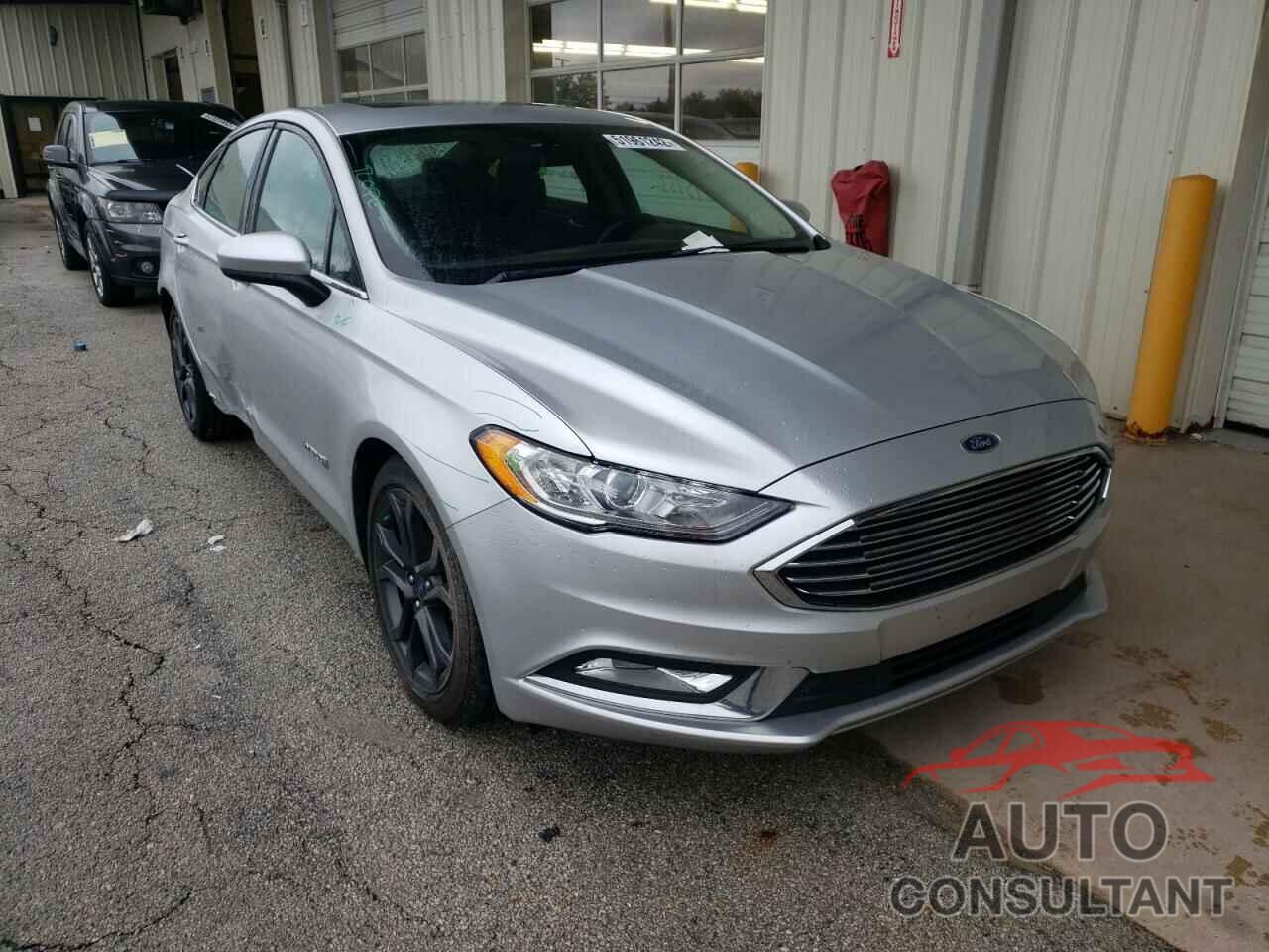 FORD FUSION 2018 - 3FA6P0LU2JR241845