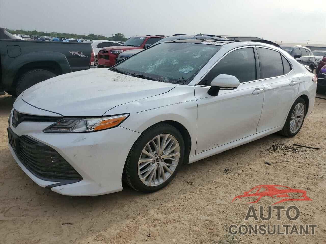 TOYOTA CAMRY 2019 - 4T1B11HK4KU745357