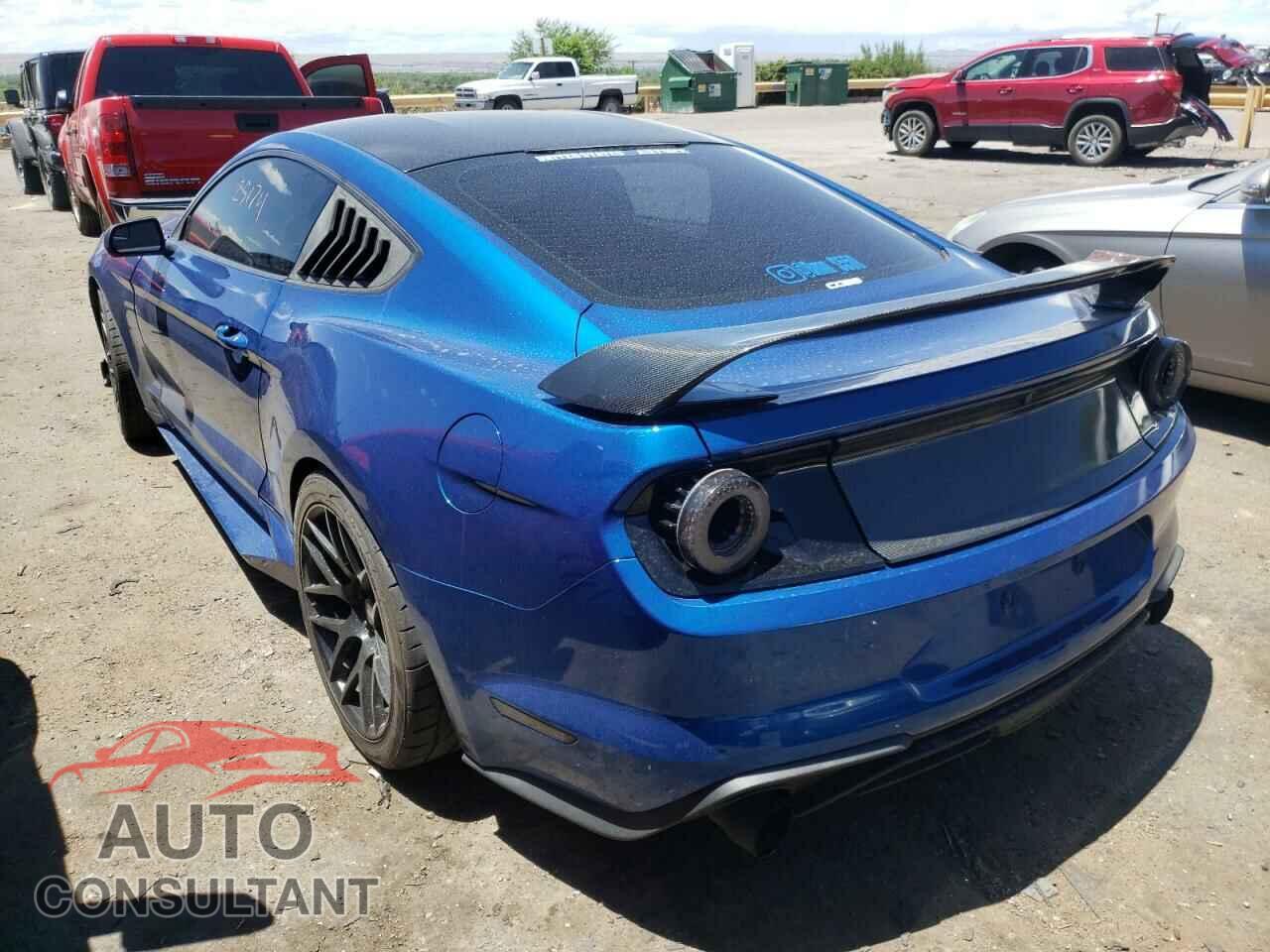 FORD MUSTANG 2018 - 1FA6P8TH6J5119087