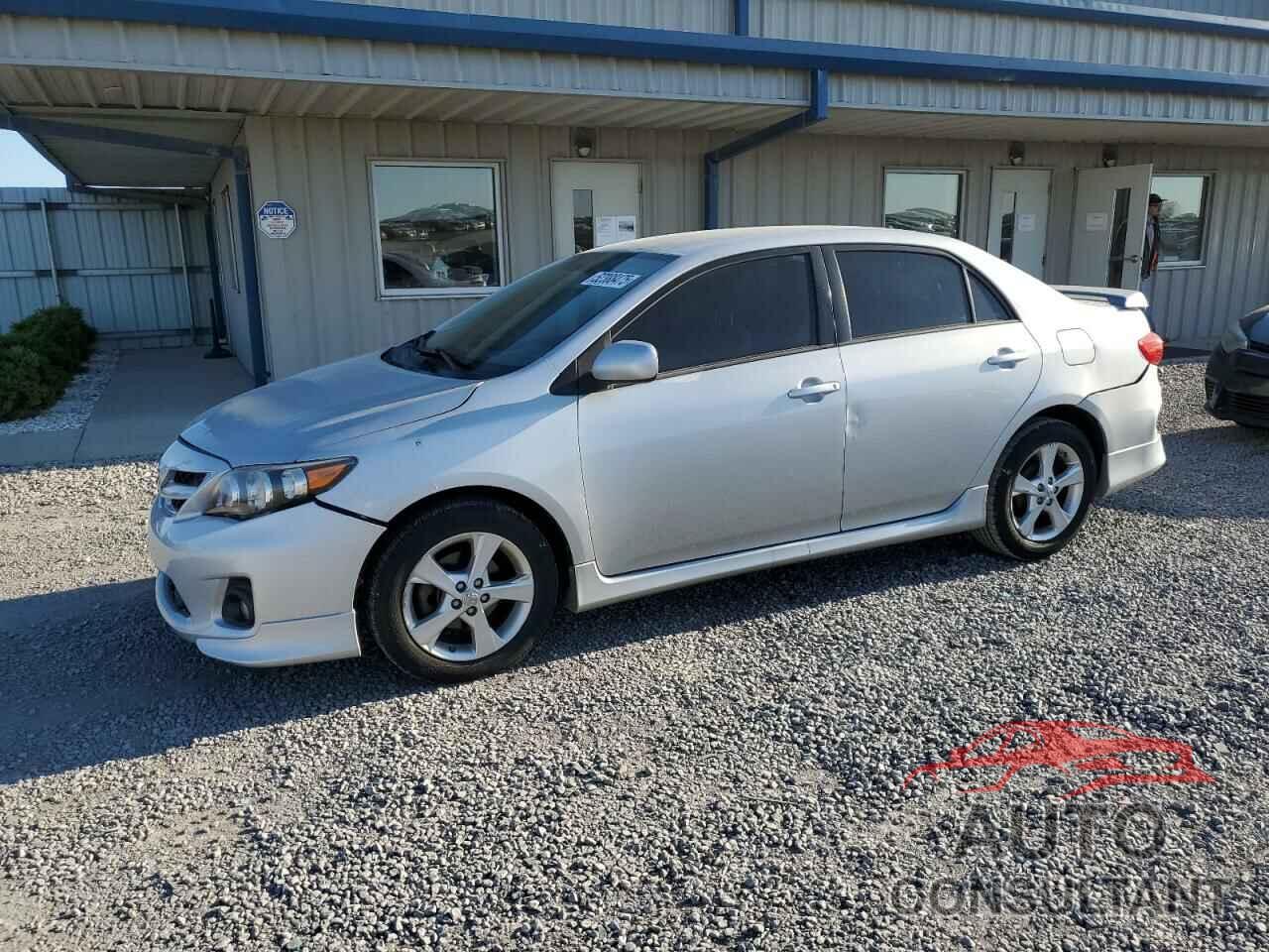 TOYOTA COROLLA 2013 - 2T1BU4EE2DC038415