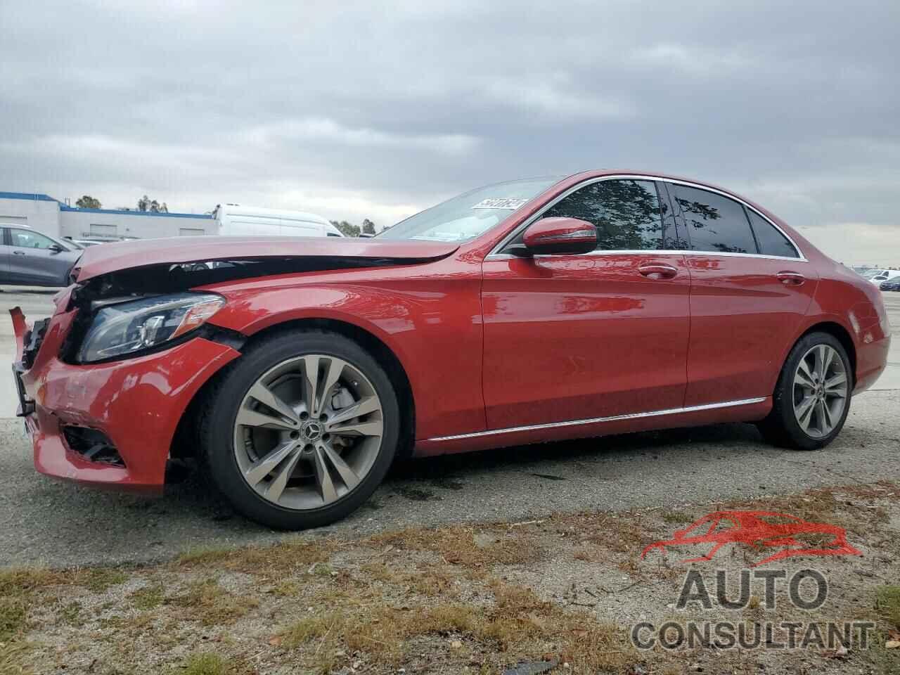 MERCEDES-BENZ C-CLASS 2018 - 55SWF4JB0JU279418