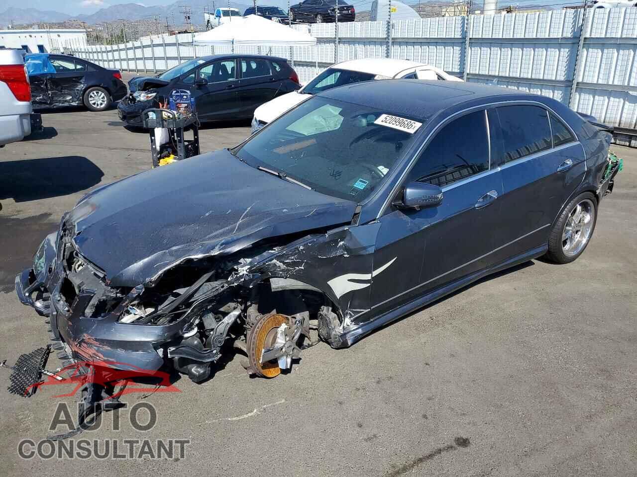 MERCEDES-BENZ E-CLASS 2011 - WDDHF5GB1BA329167