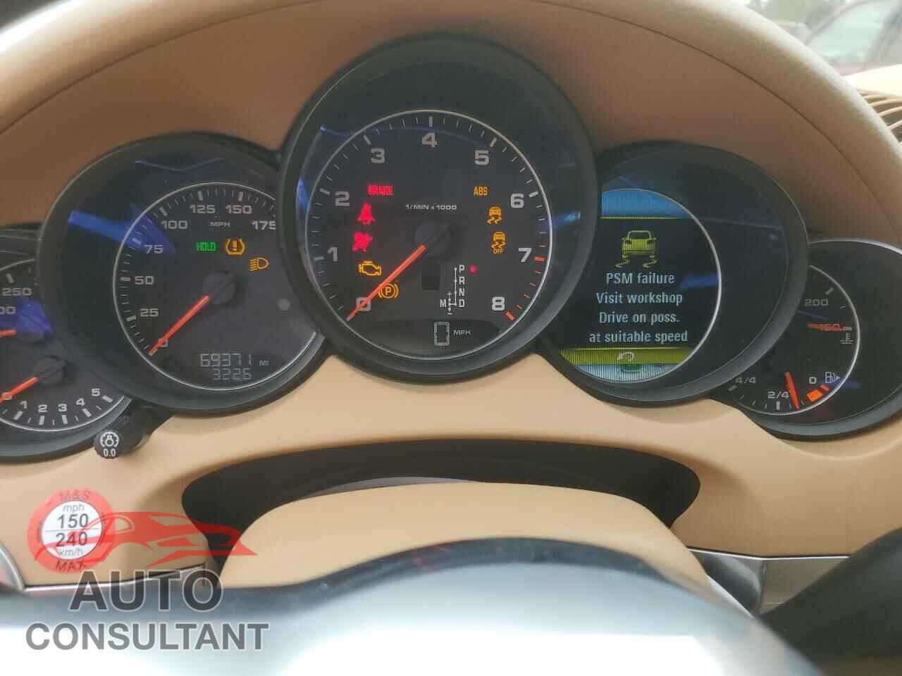 PORSCHE CAYENNE 2017 - WP1AA2A29HKA85075