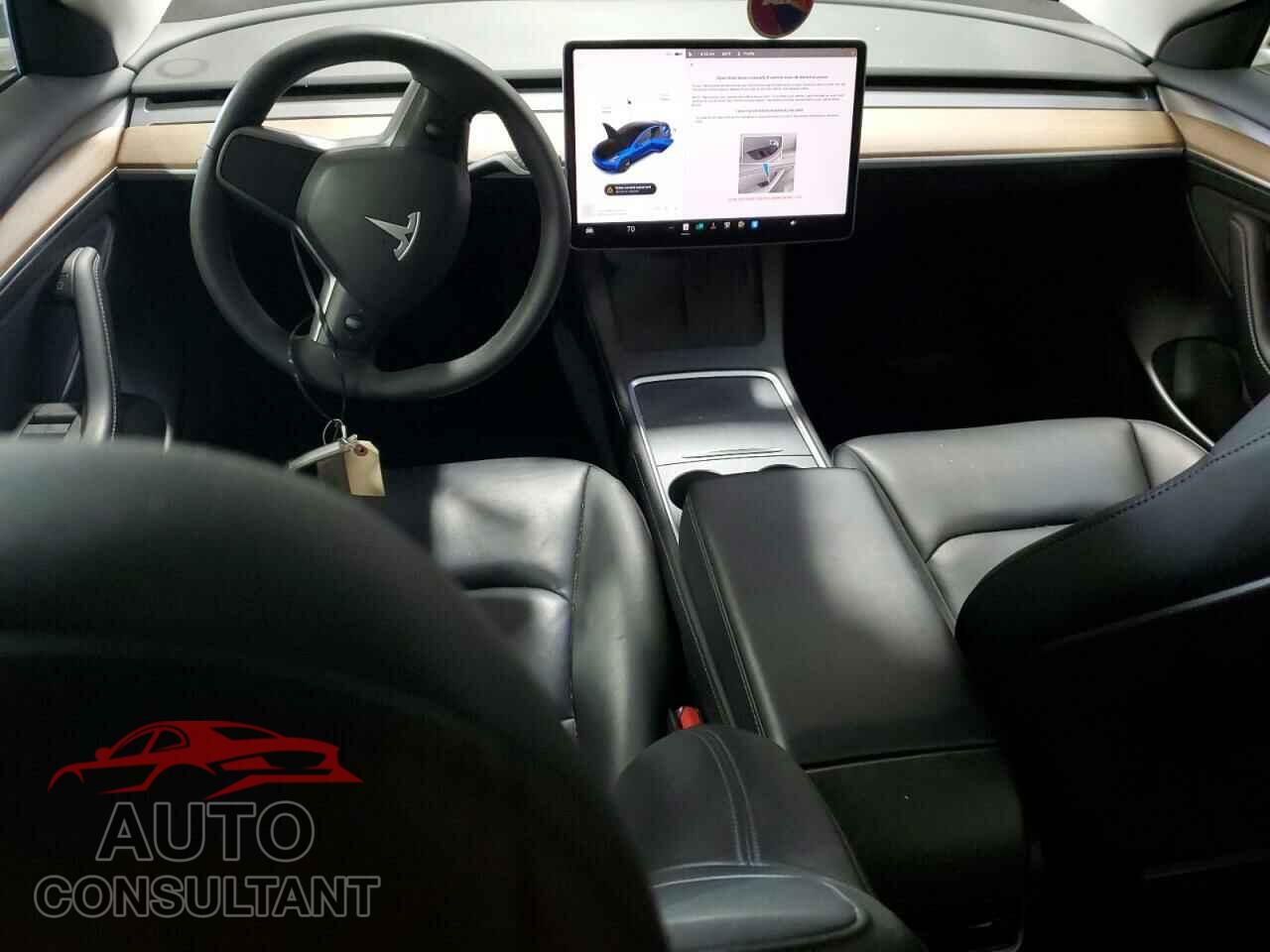 TESLA MODEL 3 2023 - 5YJ3E1EA5PF453810
