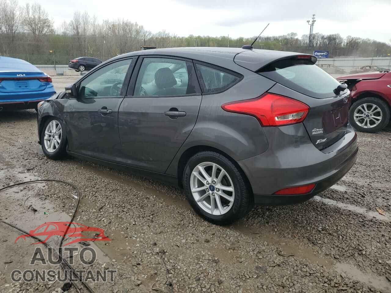 FORD FOCUS 2017 - 1FADP3K23HL276198