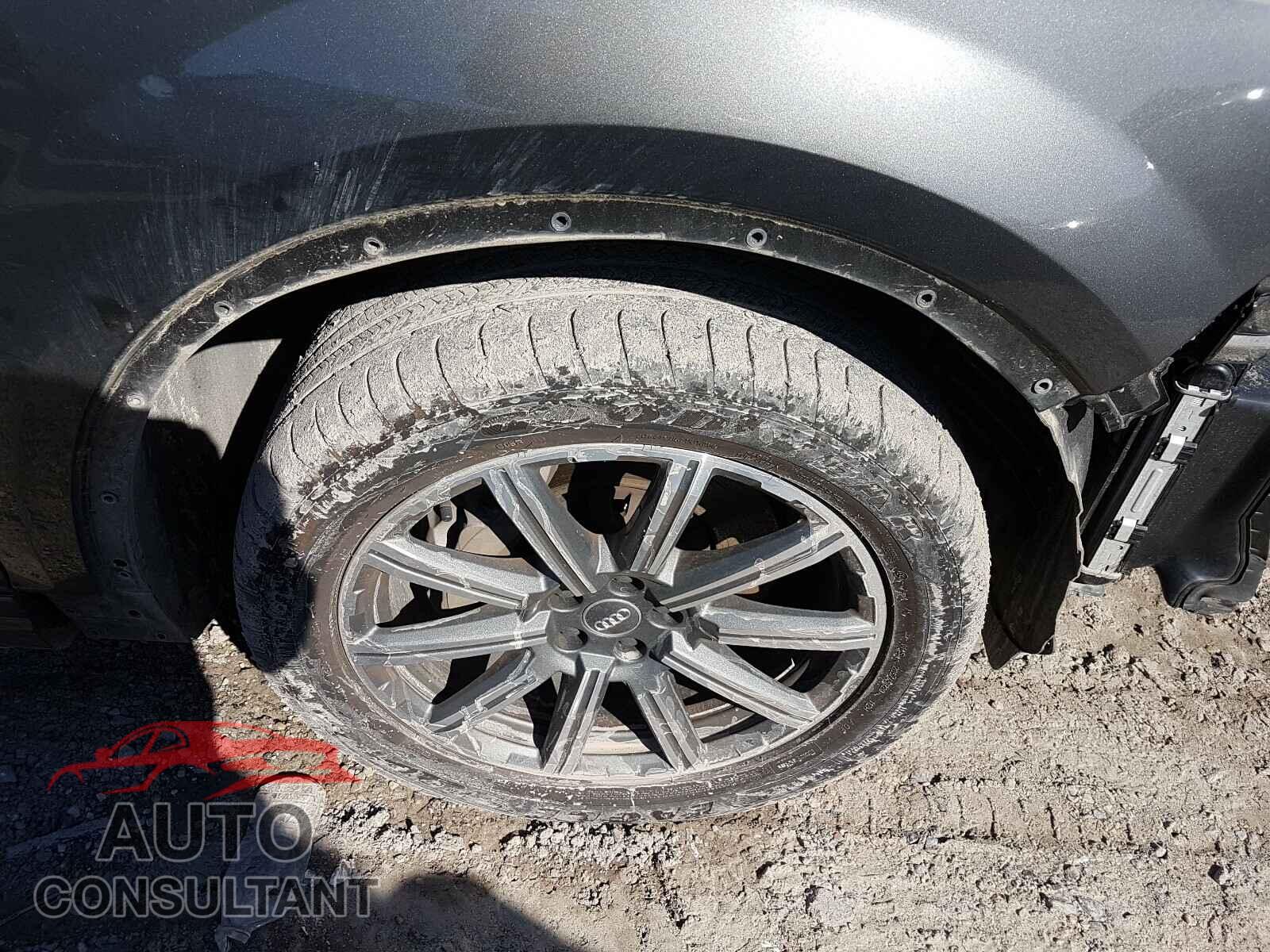 AUDI Q7 2018 - WA1LAAF76JD033254