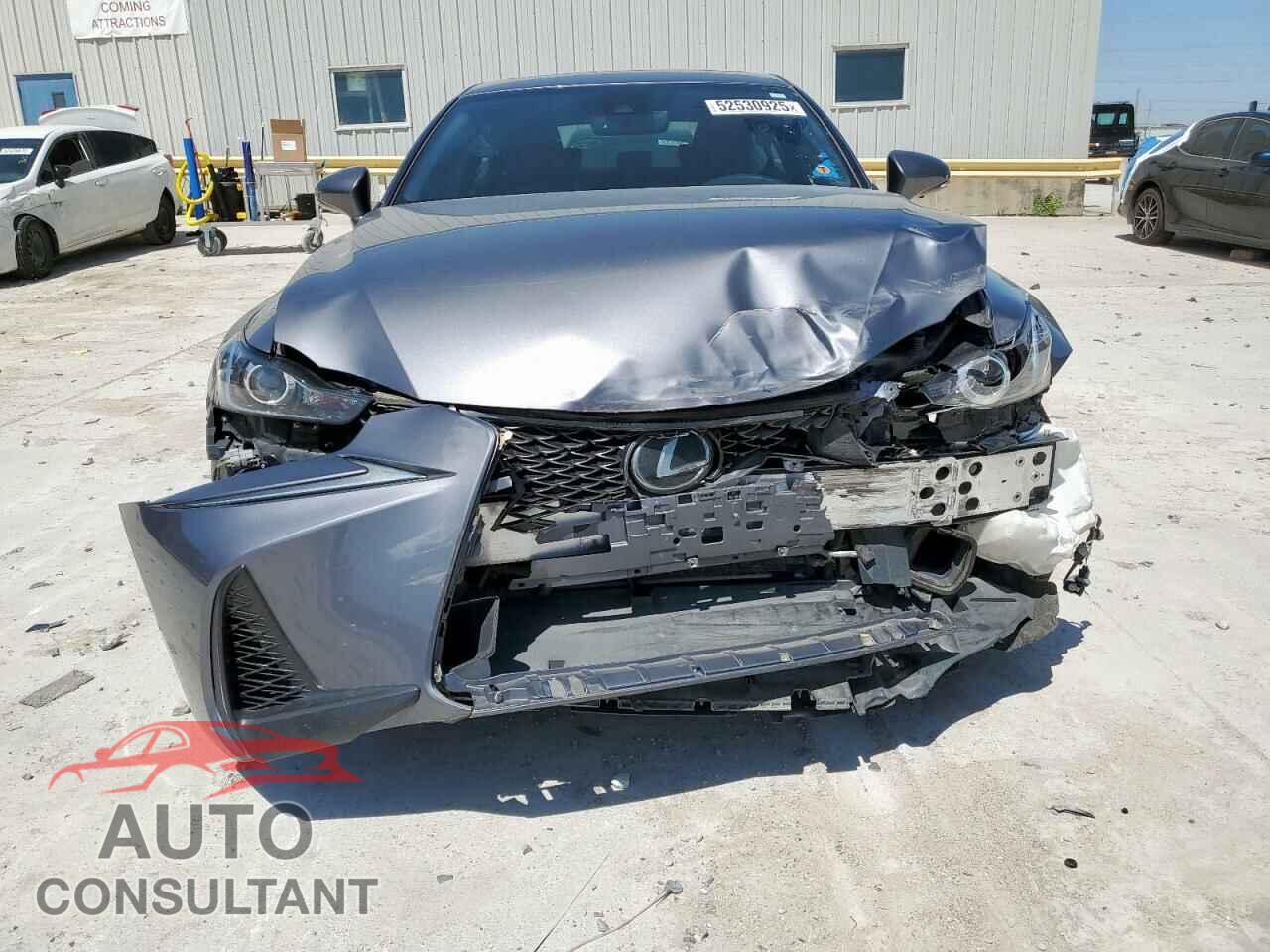 LEXUS IS 2018 - JTHBA1D24J5063984