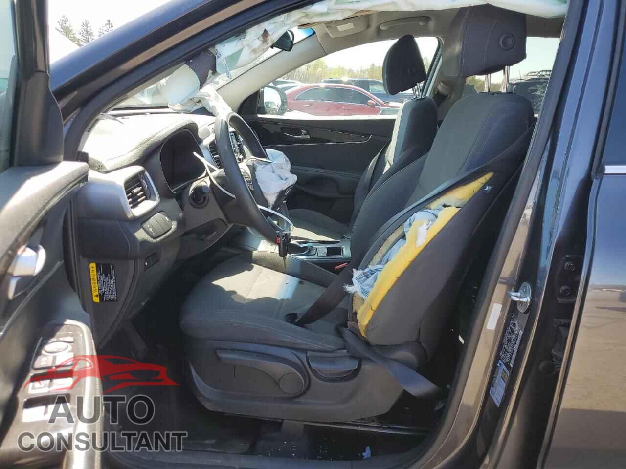 KIA SORENTO 2017 - 5XYPGDA57HG240776