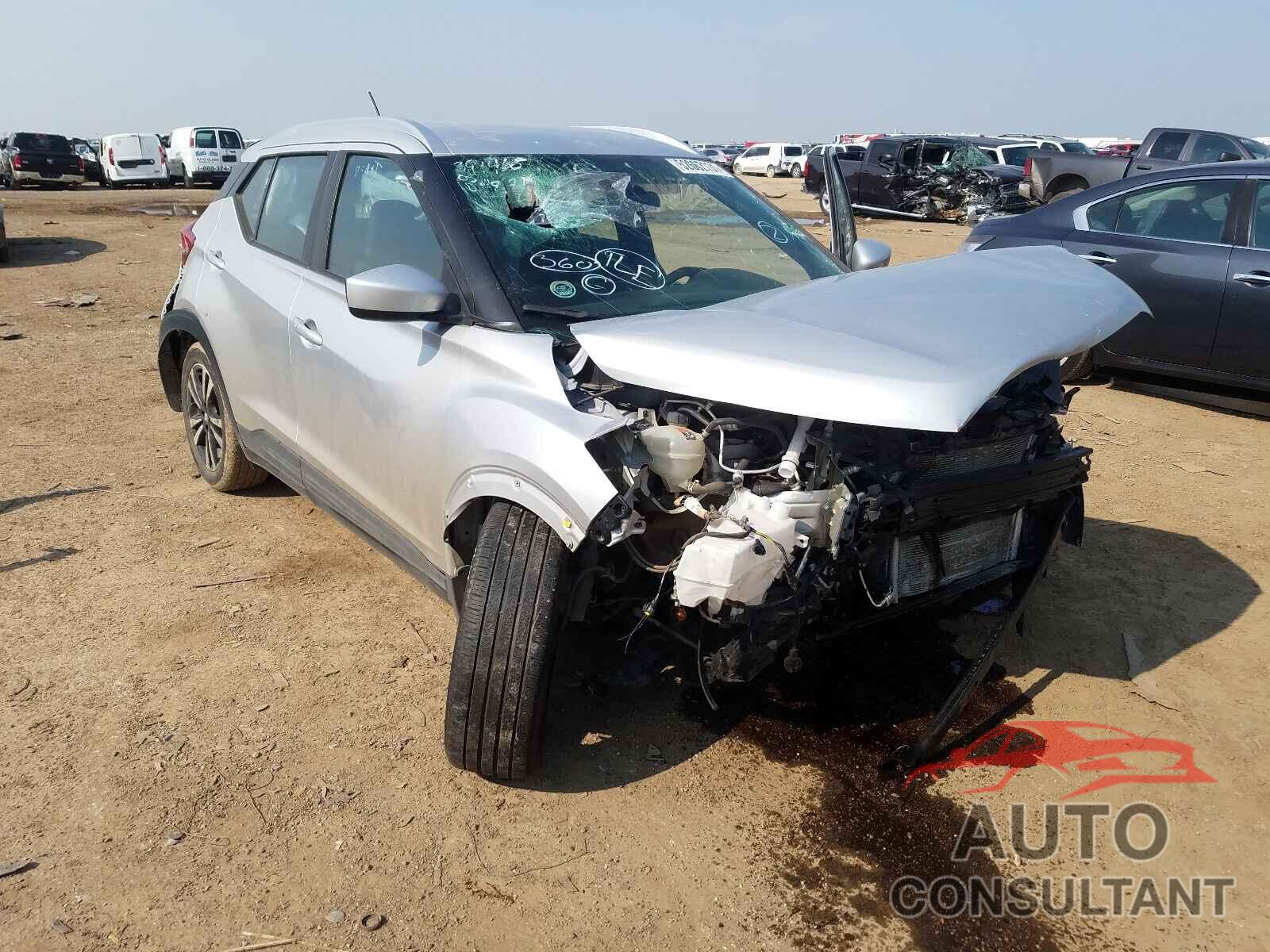 NISSAN KICKS 2018 - 3N1CP5CU0JL517343