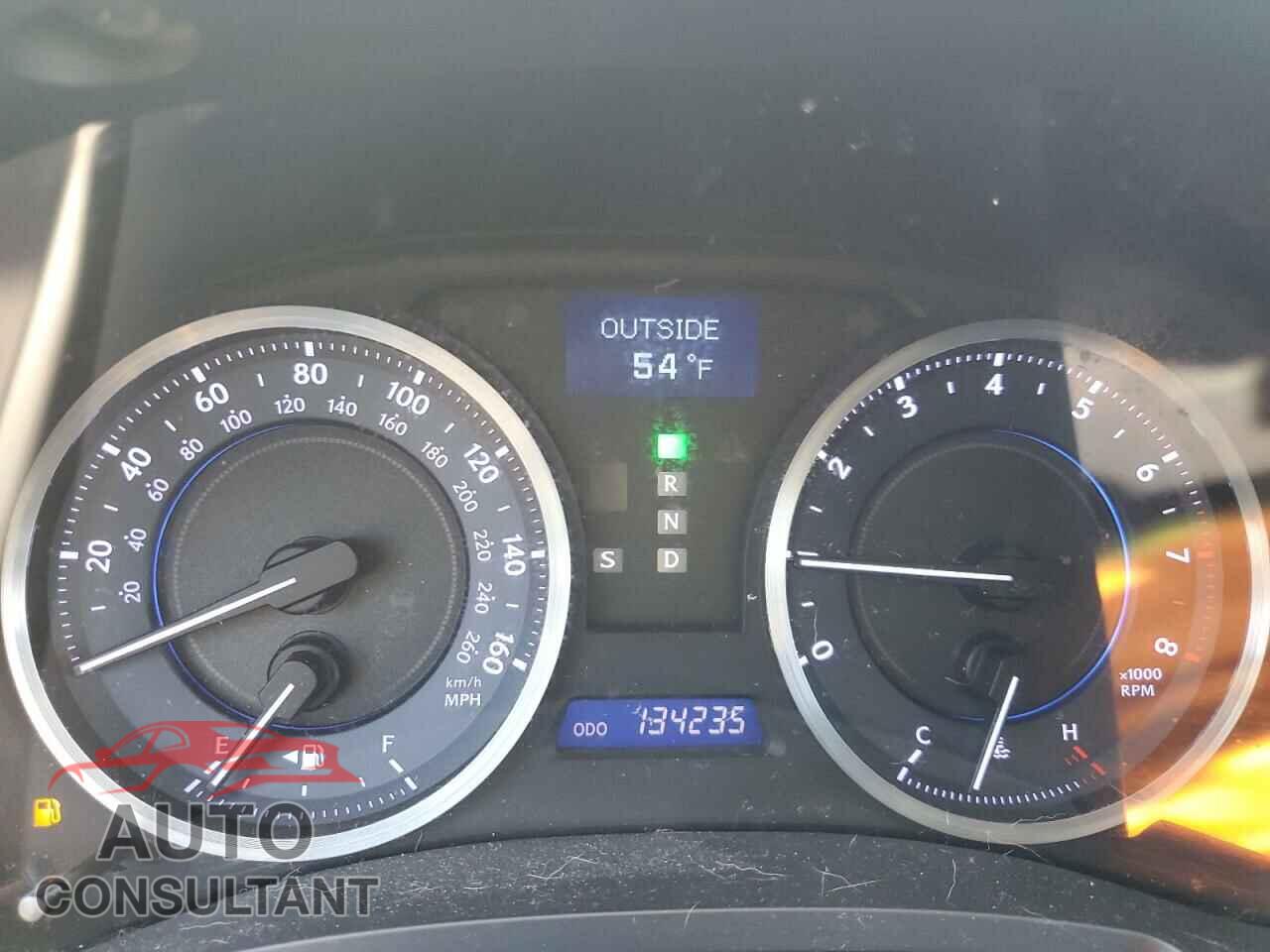 LEXUS IS 2012 - JTHCF5C20C5053048