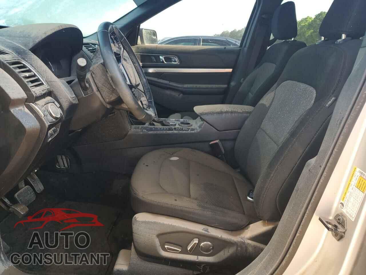 FORD EXPLORER 2018 - 1FM5K7D83JGB26060