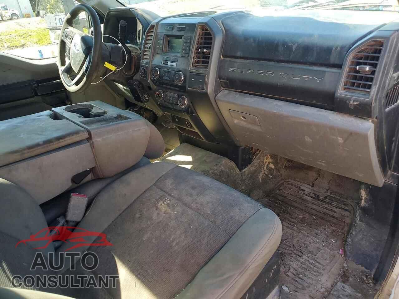 FORD F250 2017 - 1FTBF2B68HEE02478
