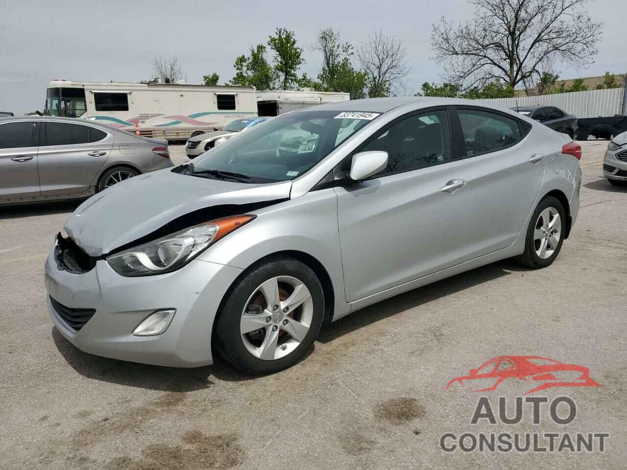 HYUNDAI ELANTRA 2013 - 5NPDH4AE9DH422370