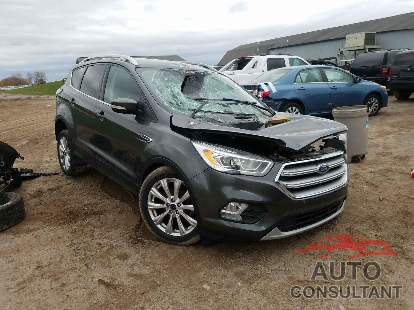 FORD ESCAPE 2017 - 1FMCU0JD5HUD39002
