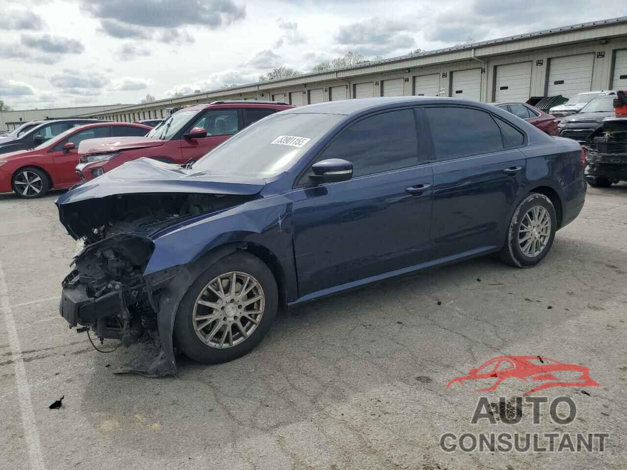 VOLKSWAGEN PASSAT 2015 - 1VWAS7A32FC064013