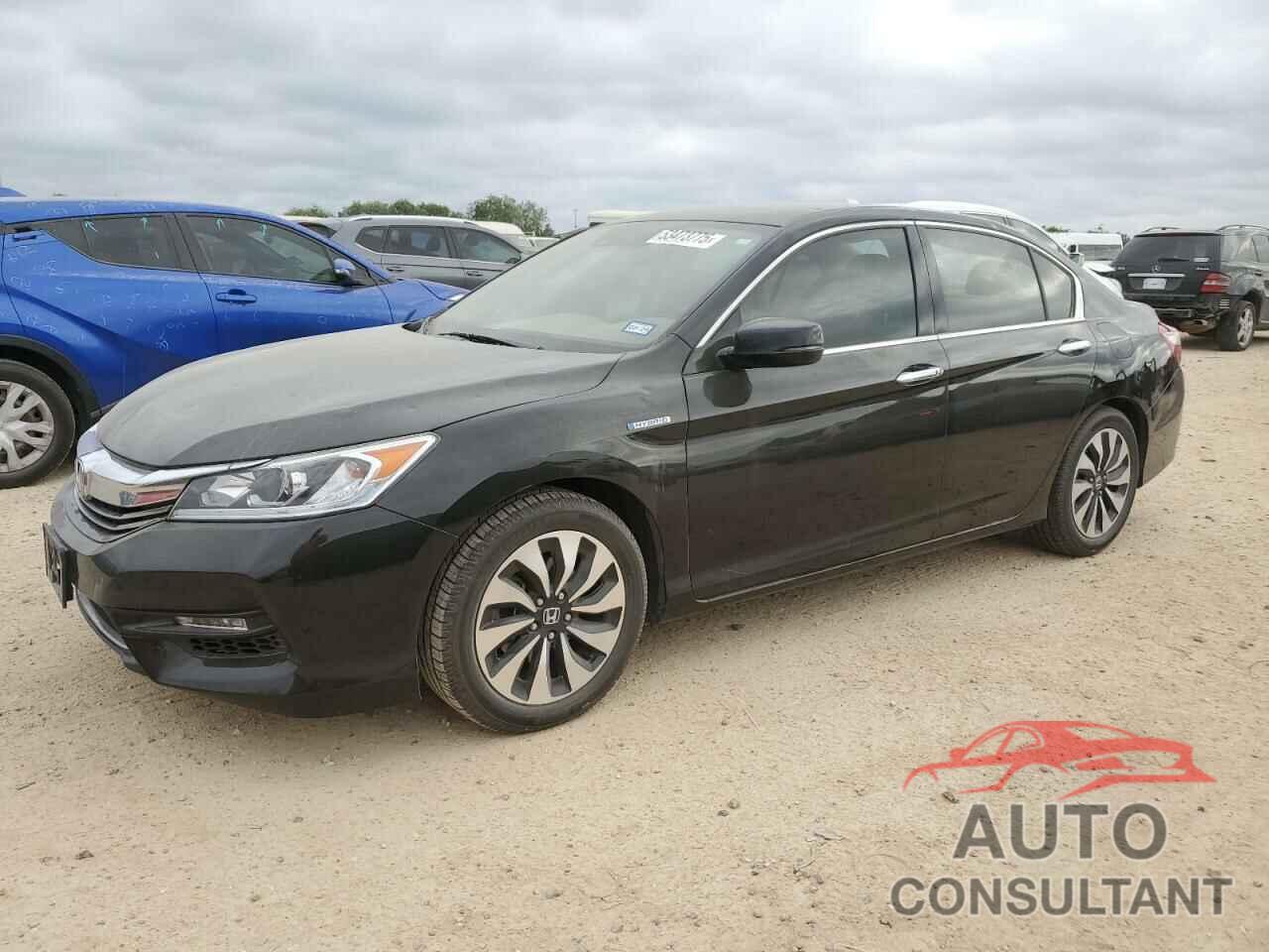 HONDA ACCORD 2017 - JHMCR6F38HC010954